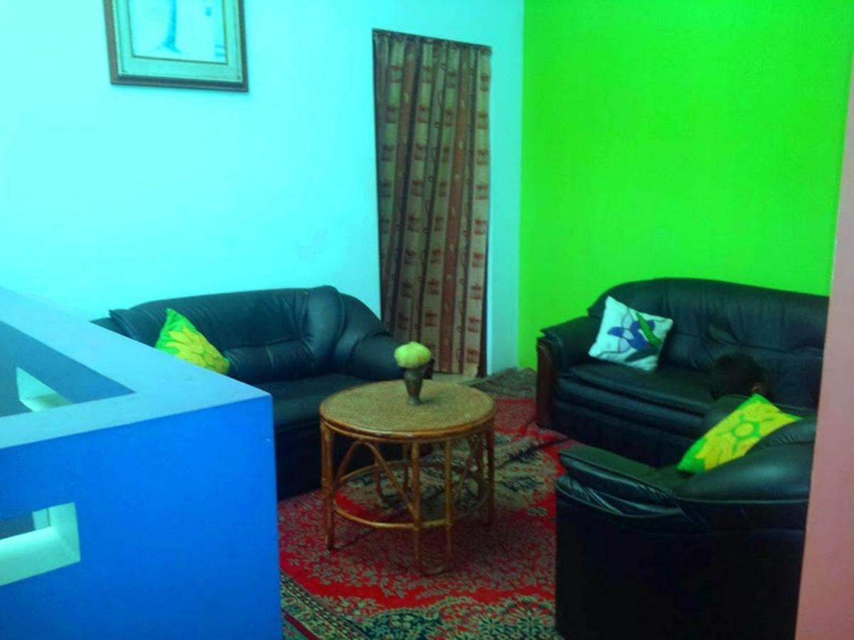 Greenwood Kandy Homestay Екстер'єр фото